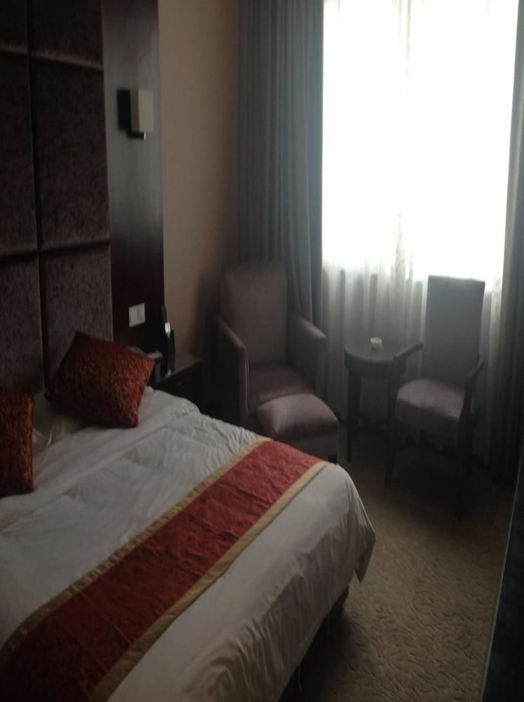 Chengdu Ronghome Hotel Exterior foto
